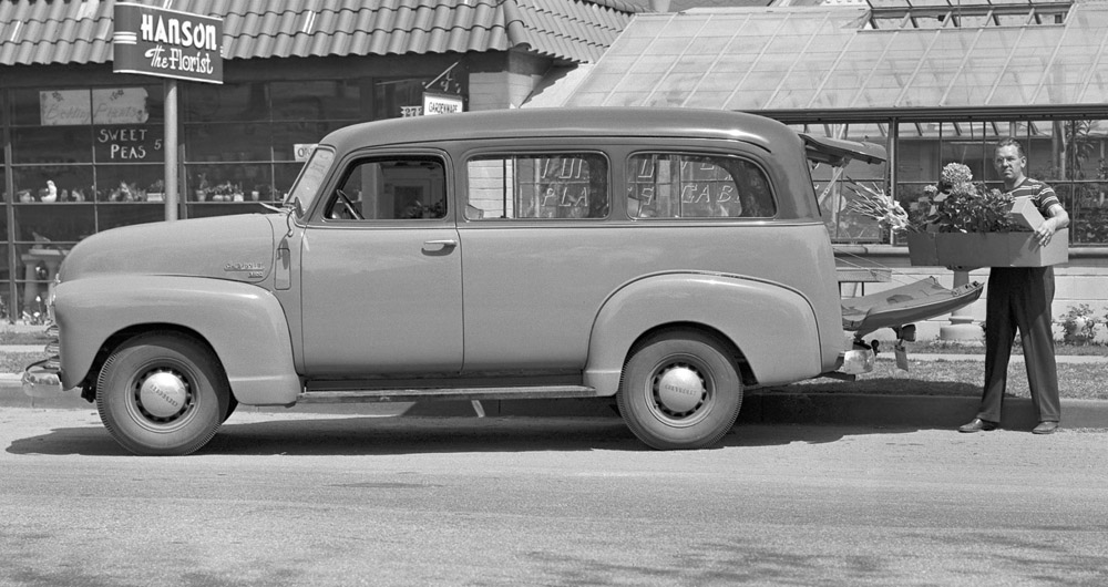 🏎 Chevrolet Suburban 1948 📍Manta, Ec 📸 @mateodiazjalil