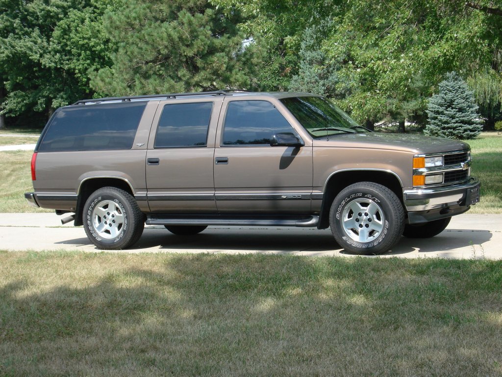 But Chevrolet Tahoes or Suburbans are always appealing to me in brown/beige...
